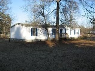 5648 Annawood Dr, Hope Mills, NC 28348