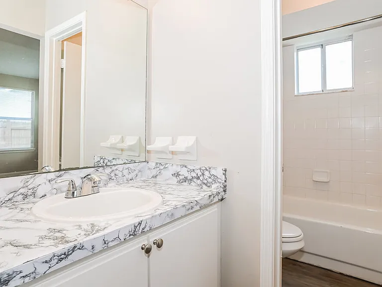 7811 Aquarius Cir S — Photo 12