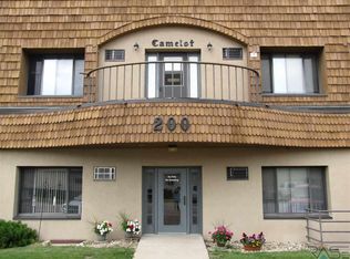 200 S Freeman Ave APT 204, Luverne, MN 56156
