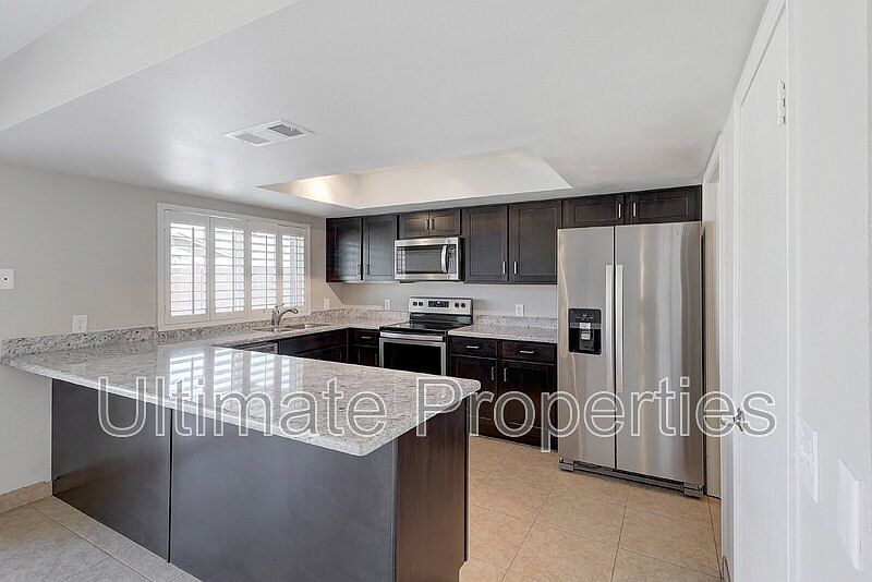 1st image of 4838 W Brown St