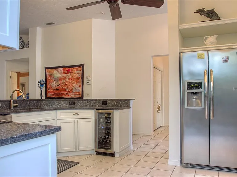 7911 Whitebridge Gln — Photo 19