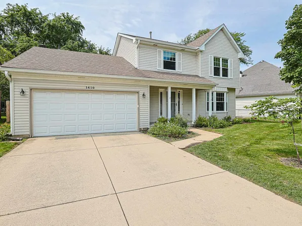 1410 Huntington Dr, Mundelein, IL 60060