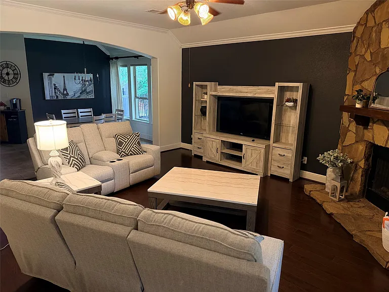 130 E Lasting Spring Cir — Photo 42