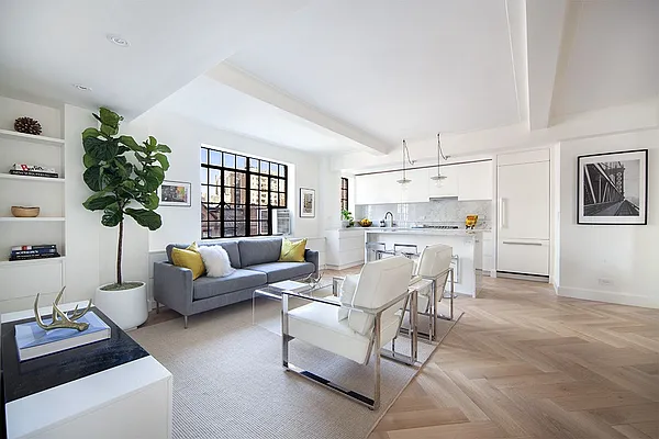 Sold by Stribling | media 18