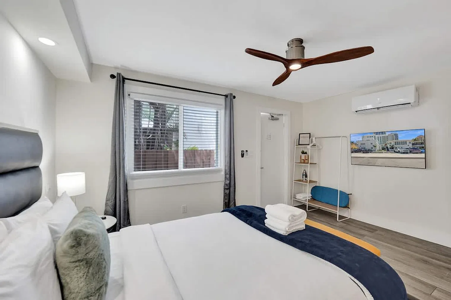 Studio, 1.0 bath, 3229 sqft, $2,314 — Photo 3