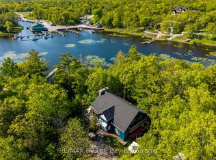 609 S Bay Rd, Georgian Bay, ON L0K1S0