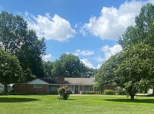 114 Burnside Dr, Tallulah, LA 71282
