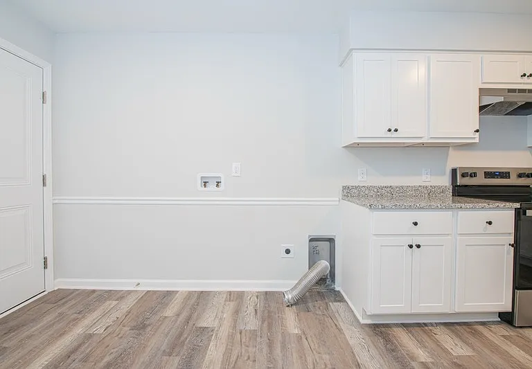 1114 Chaney Rd #102 — Photo 9