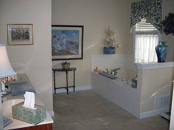 3rd image of 265 Cheshire Dr