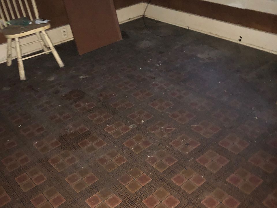 2nd image of 123 Central Ave