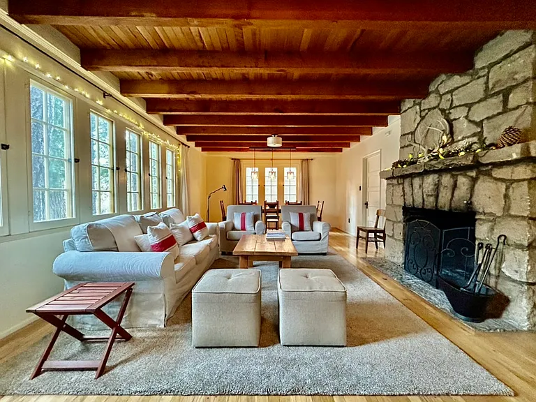 388 Heliotrope Dr — Photo 5