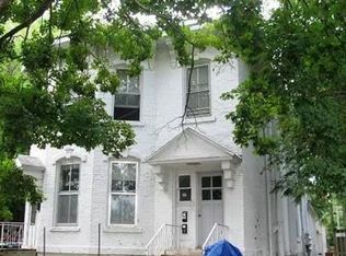 307 W Elm St, Urbana, IL 61801
