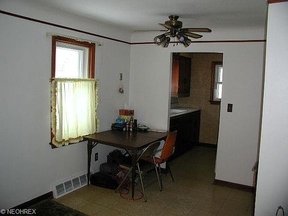 4th image of 18805 Fairville Ave