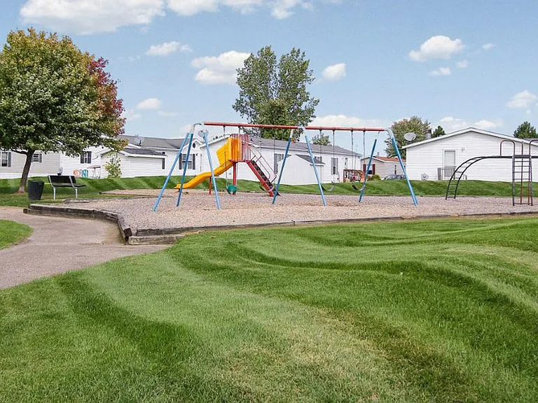 Independence Commons — Photo 9