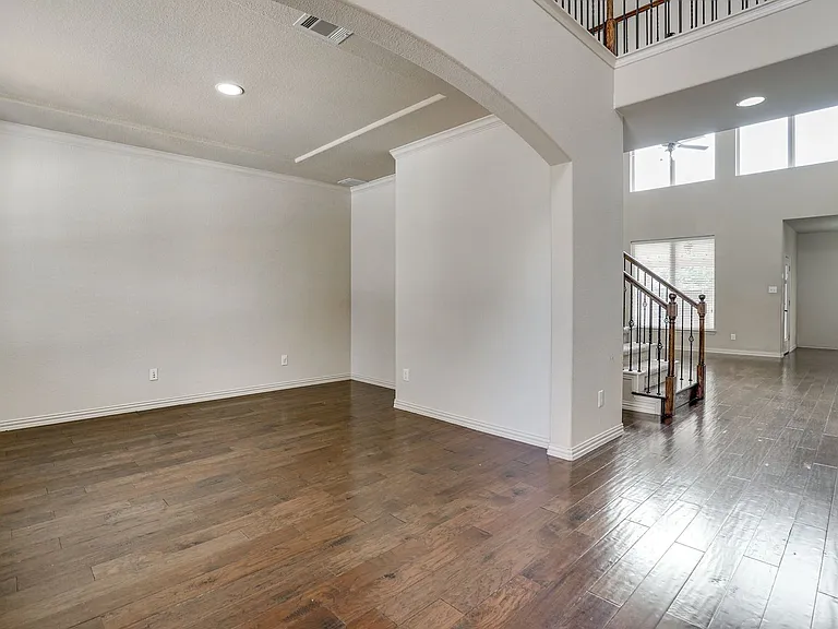 8813 Denstone Dr — Photo 3