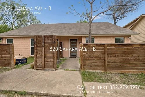 820 Sahara Ave #B Photo 1