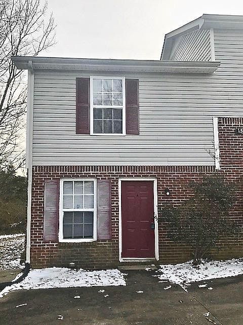 1st image of 1550 E Knollwood Cir APT A
