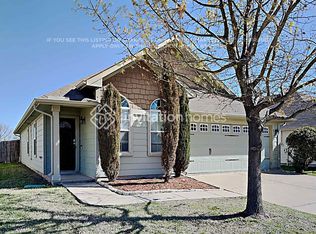 217 Wolf Mountain Ln, Fort Worth, TX 76140