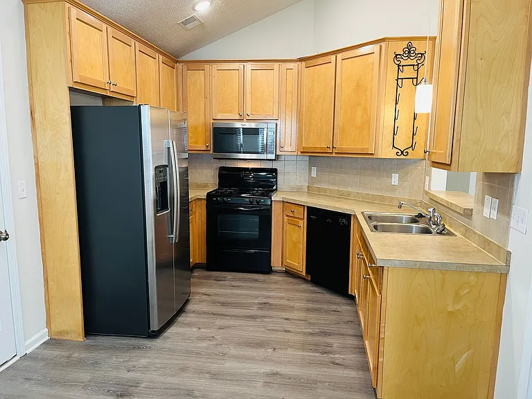 23 Belltree Cir — Photo 9