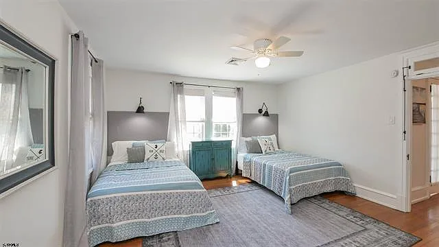 6104 Ventnor Ave — Photo 16