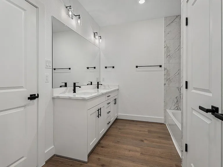 1820 Drover Ln — Photo 22