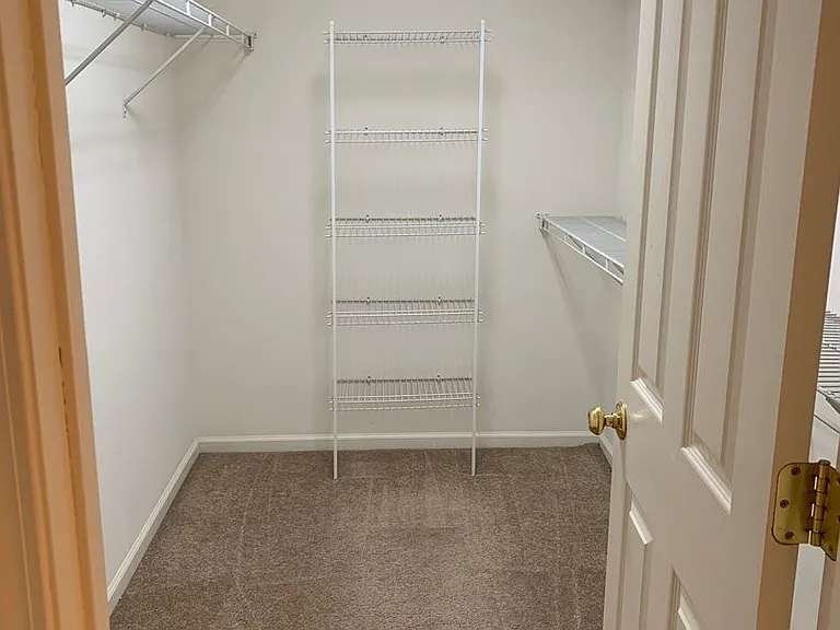 134 Springwood Ln — Photo 5