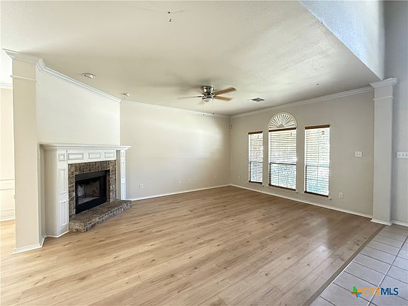 5th image of 109 Mission Dr