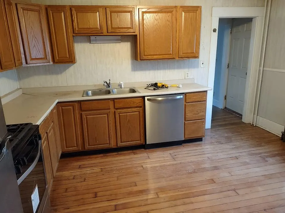 Building Photo - 16 Kilby St #3