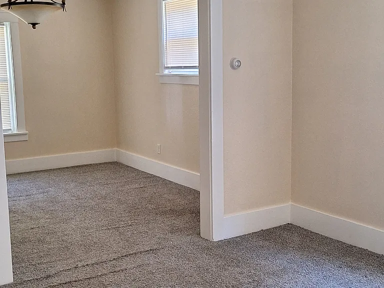 1734 Ogden Ave NW — Photo 16