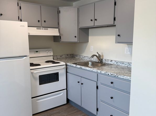 50 Simard Dr #1