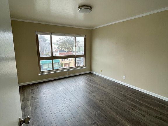 5th image of 2363 19th Ave #3