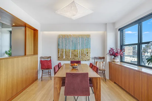 Sold by Real Direct | media 3