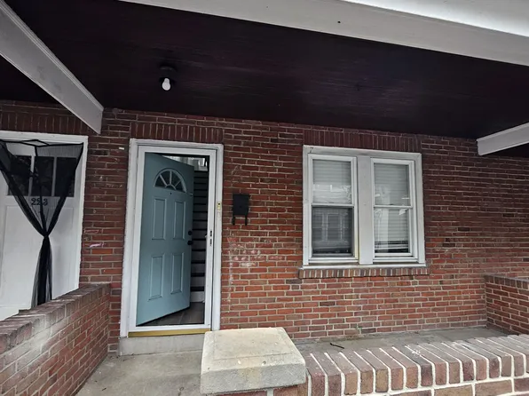 225 N Penn St, Pottstown, PA 19464