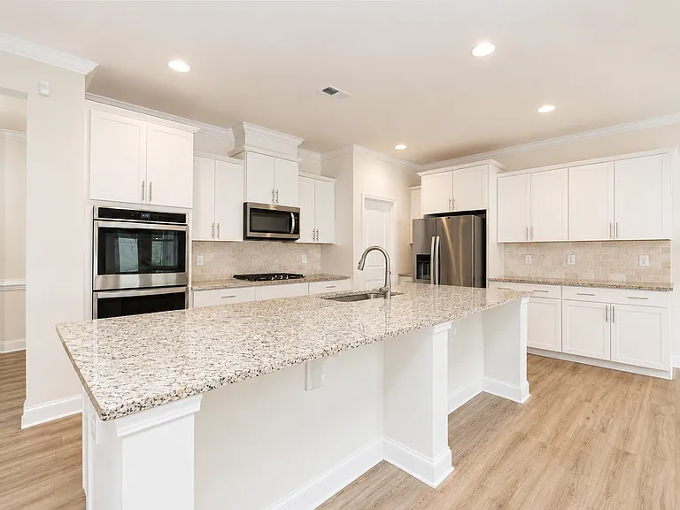 1013 Brennan Green Ct — Photo 4