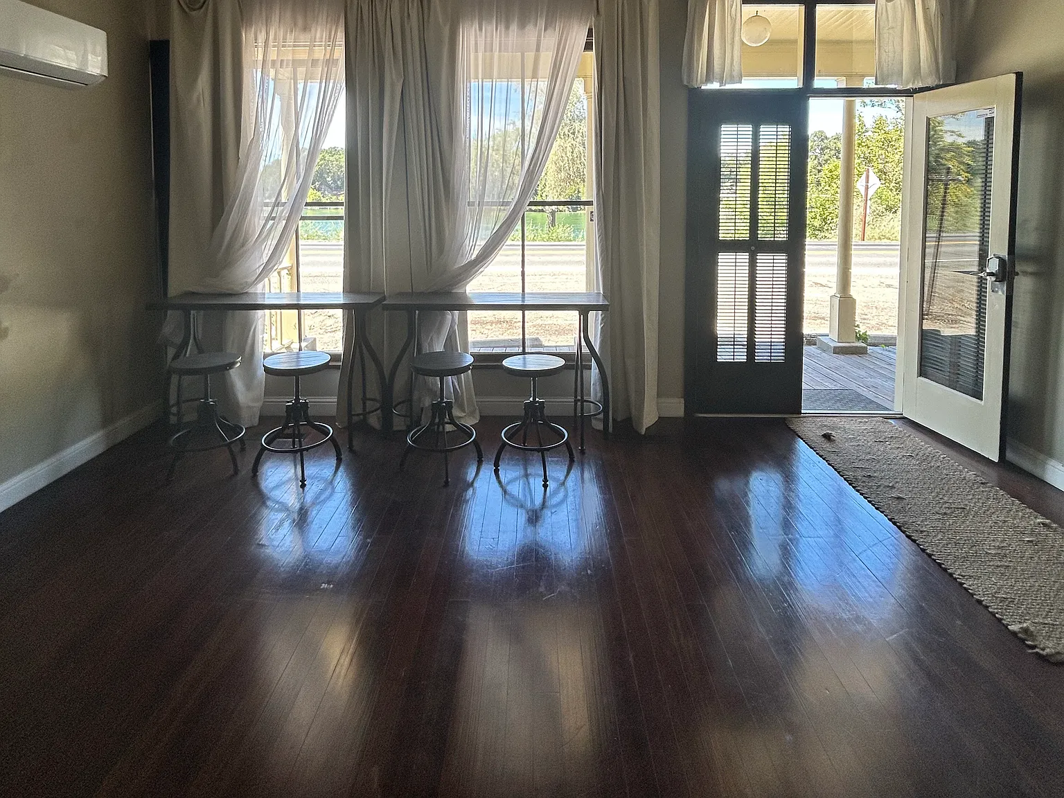 1 bed, 1200 sqft, $1,695 — Photo 3