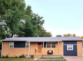 198 NW K St, Bentonville, AR 72712