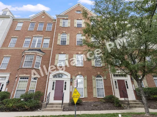 5675 Harrington Falls Ln Unit H, Alexandria, VA 22312