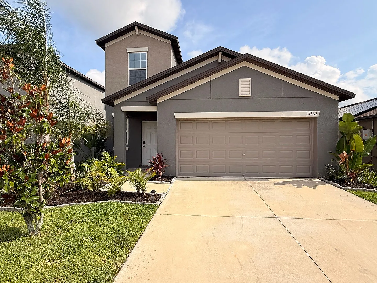 5 Bedroom / 2.5 Bath House — Photo 1