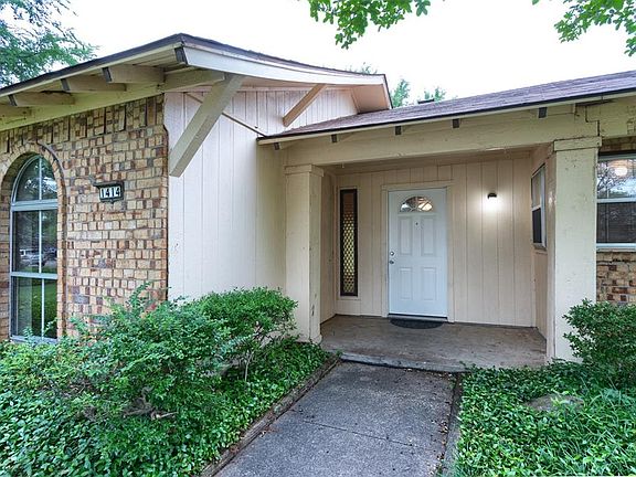 4th image of 1414 White Oak Dr