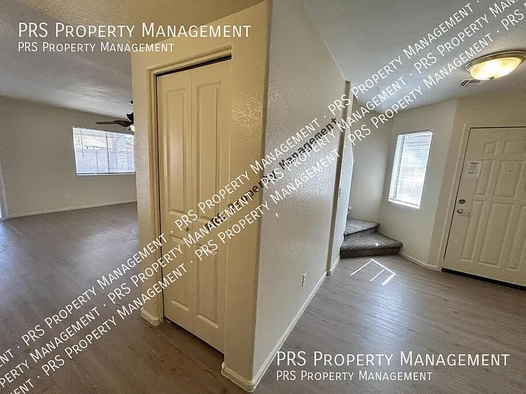 42406 W Sunland Dr — Photo 11