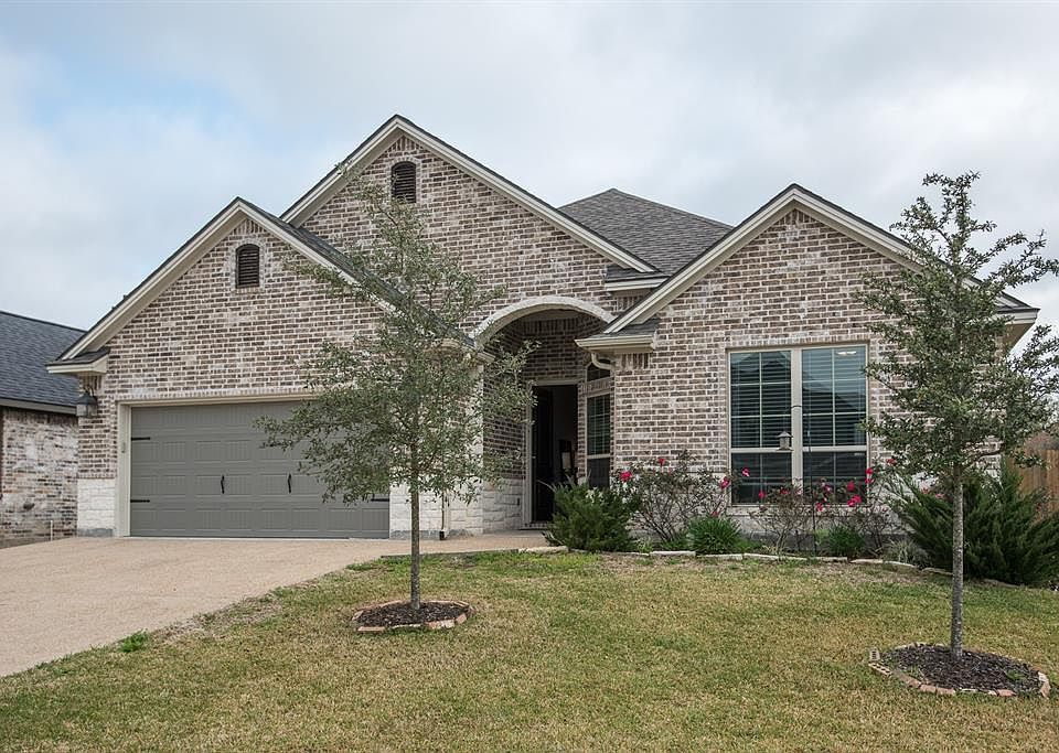 1st image of 15627 Long Creek Ln