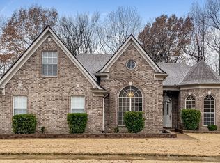 5249 Millers Glen Ln, Memphis, TN 38125