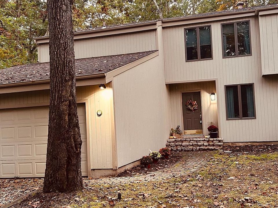 1st image of 101 Strawberry Dr