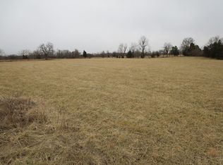 145 Price Ln, Vienna, IL 62995