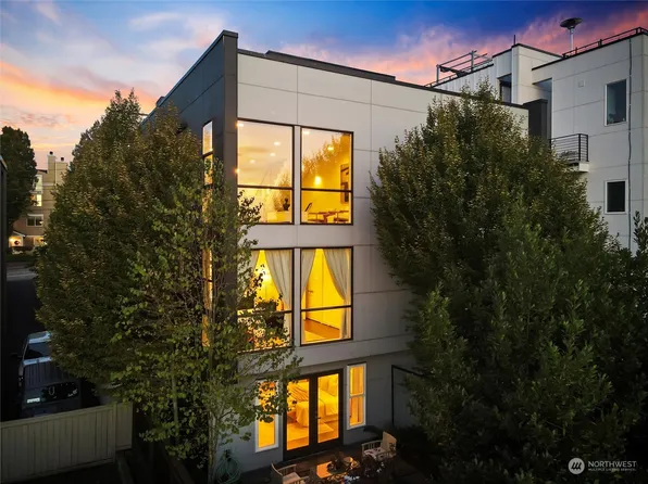 2343 10th Avenue E, Seattle, WA 98102