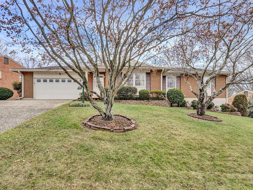 1st image of 5106 N Lake Dr