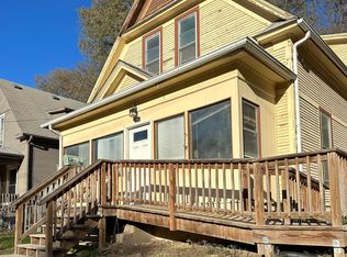 629 S 1st St, Council Bluffs, IA 51503