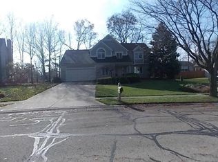 889 Cordero Ln, Columbus, OH