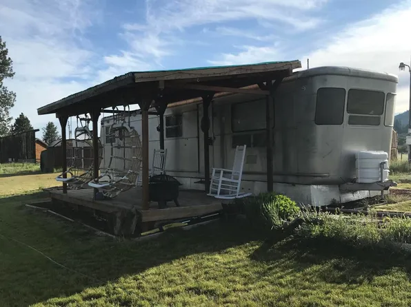 40250 Riverview Dr, Chiloquin, OR 97624