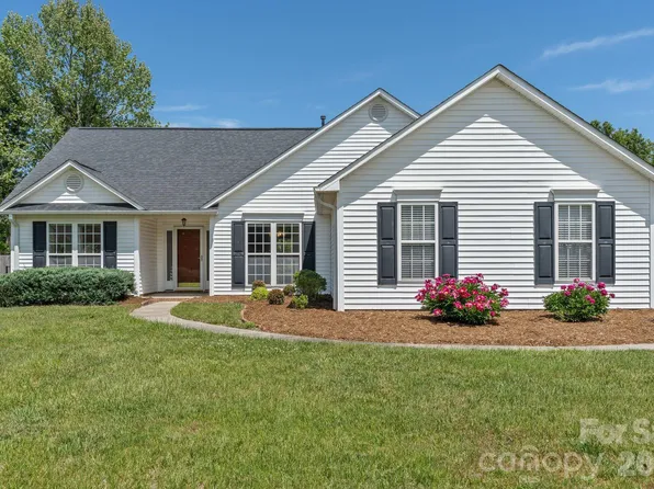 446 Planters Creek Rd, Fletcher, NC 28732
